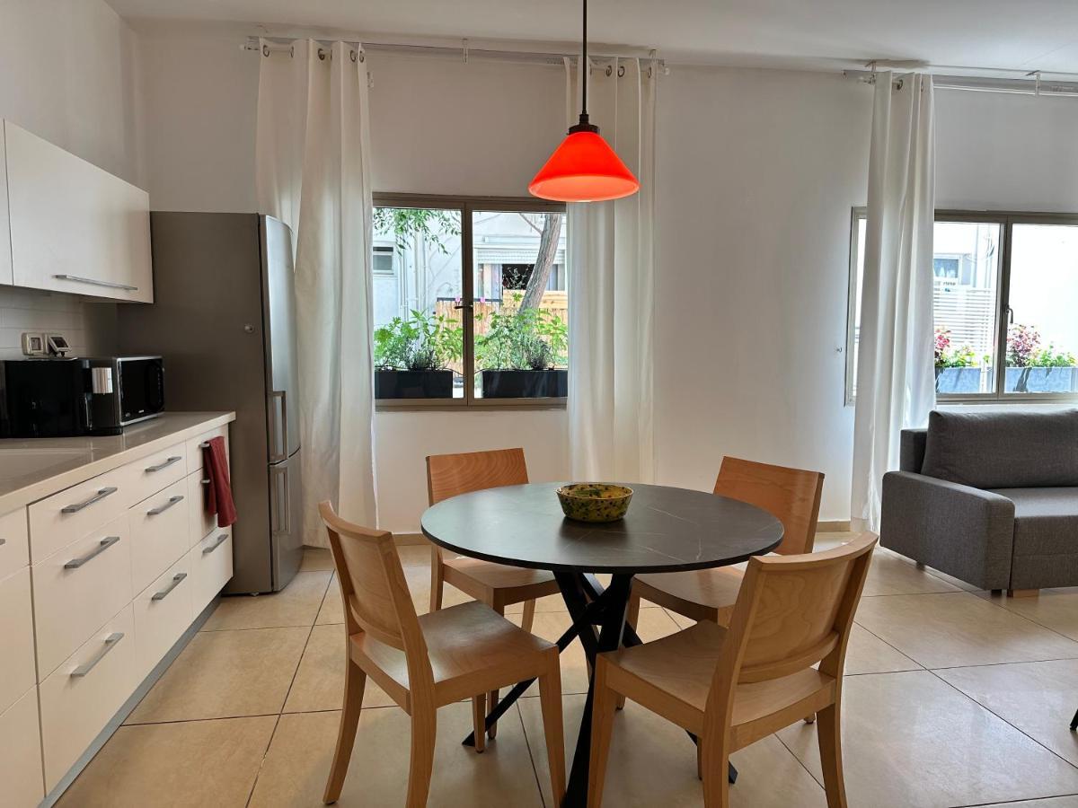 Roza Apartment Tel Aviv Exteriör bild